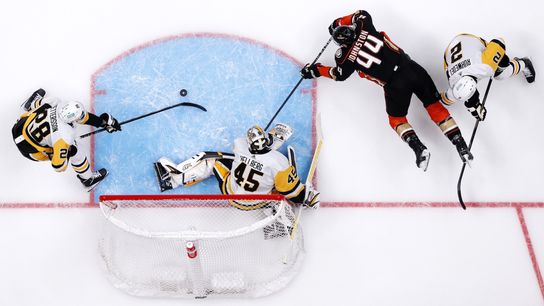 Hellberg perfect in relief after Jarry injured in win over Ducks taken in Anaheim, Calif. (Penguins)